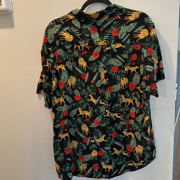 Young LA short sleeve button down - Picture 3 of 3